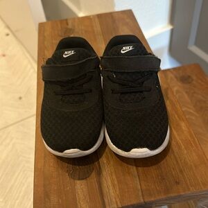 Toddler Nike Tanjun Velcro Strap